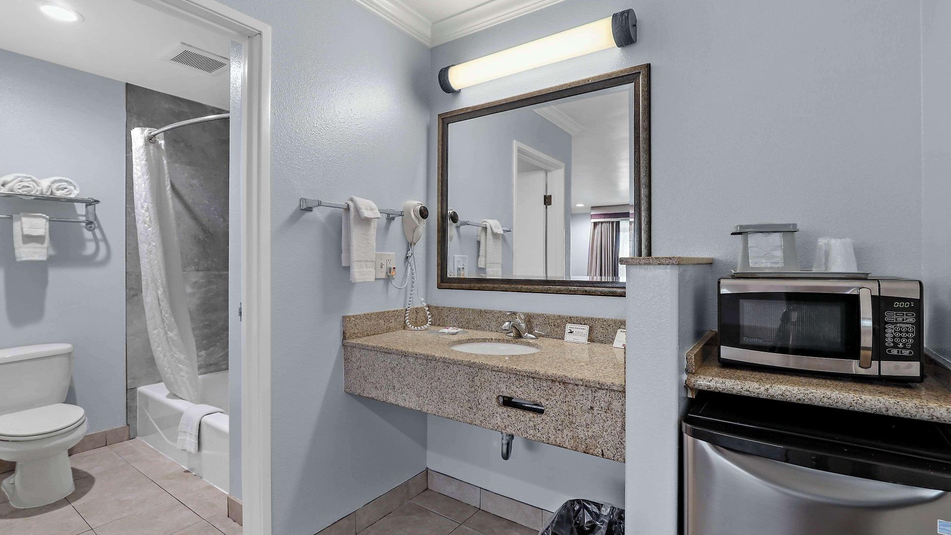 6 Carlsbad, Ca- North 3* Carlsbad