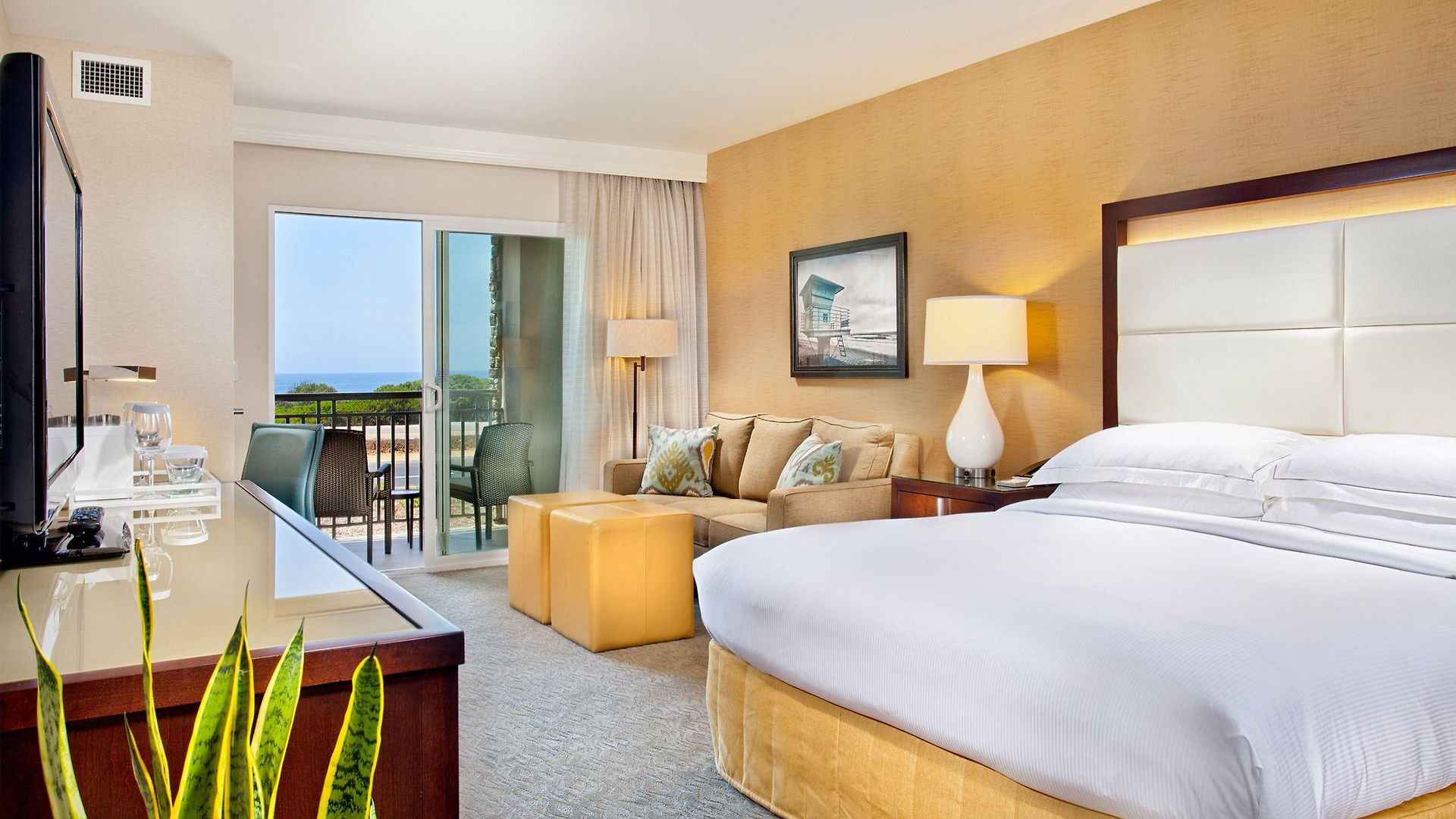 Cape Rey Beach, A Hilton & 4* Carlsbad