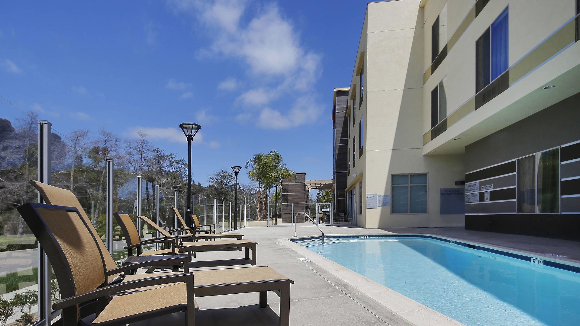 Hotel Fairfield & By Marriott San Diego