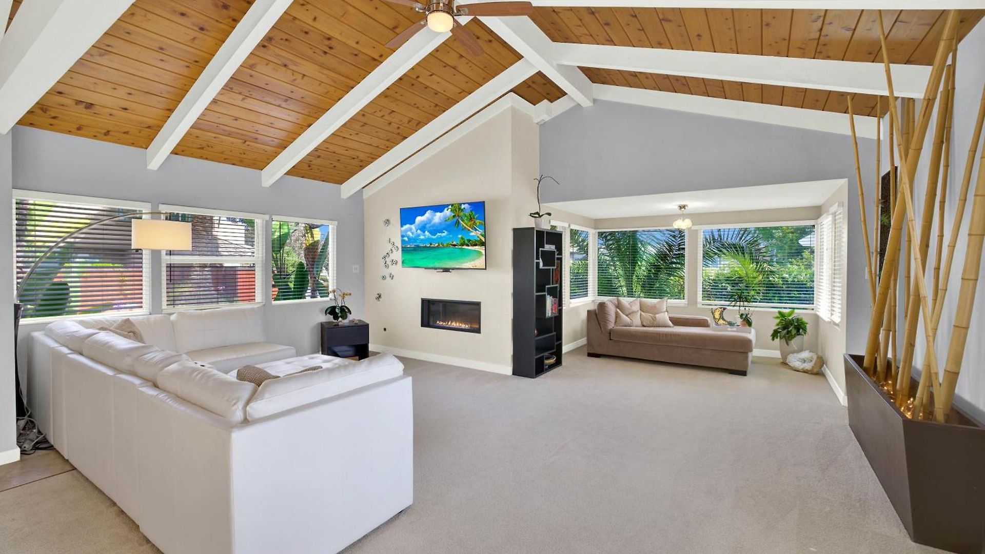 Oceanview Oasis With Roofdeck Hot Tub Holiday home