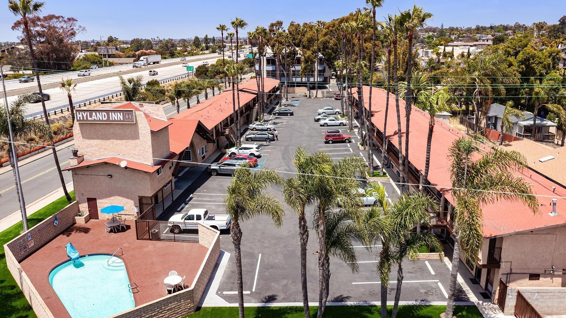 Hyland Near Legoland Motel Carlsbad