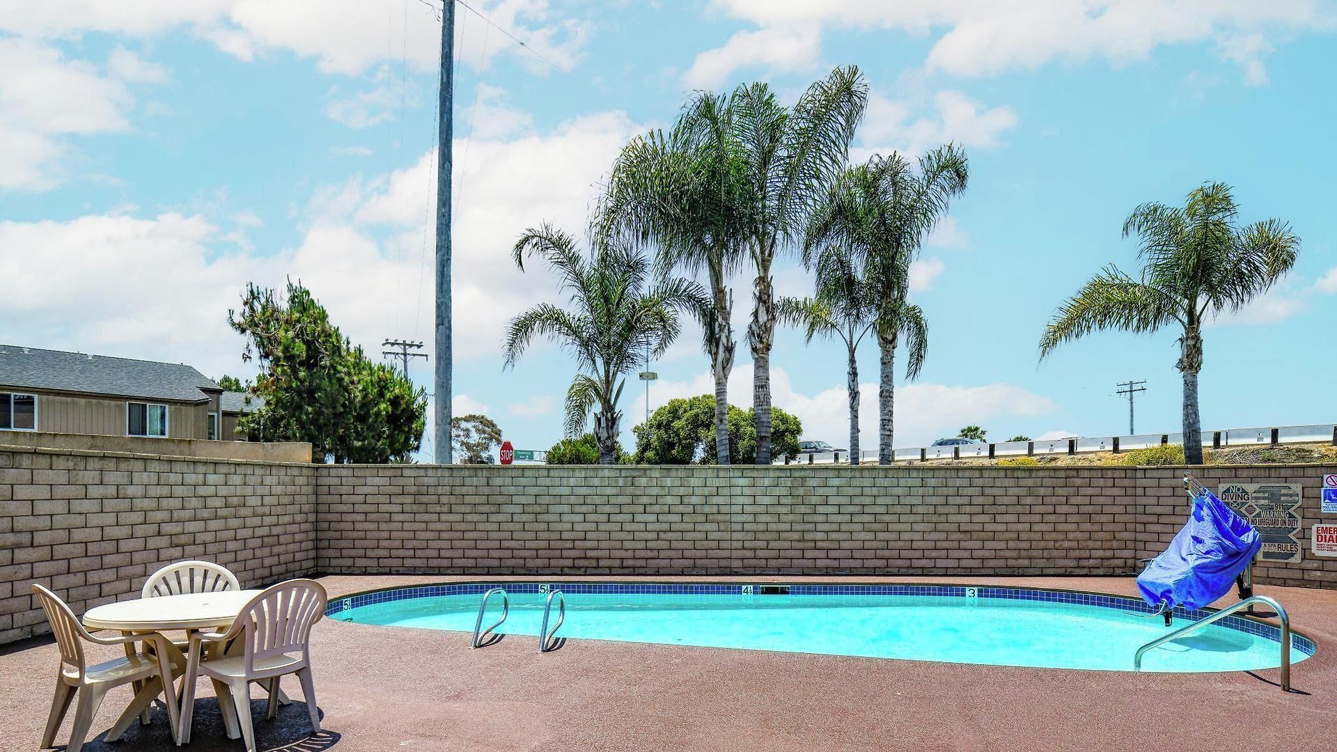 Hyland Near Legoland Motel