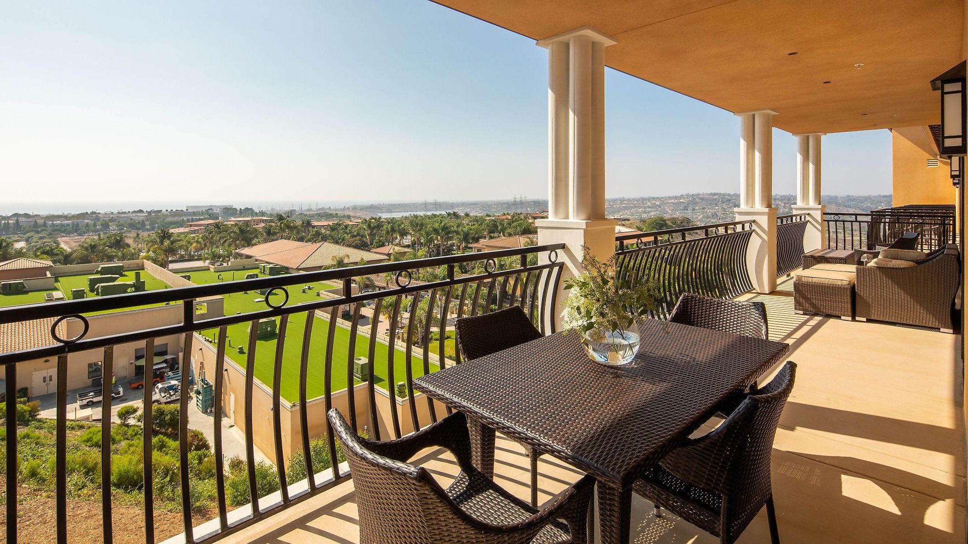 The Westin & Hotel 4*