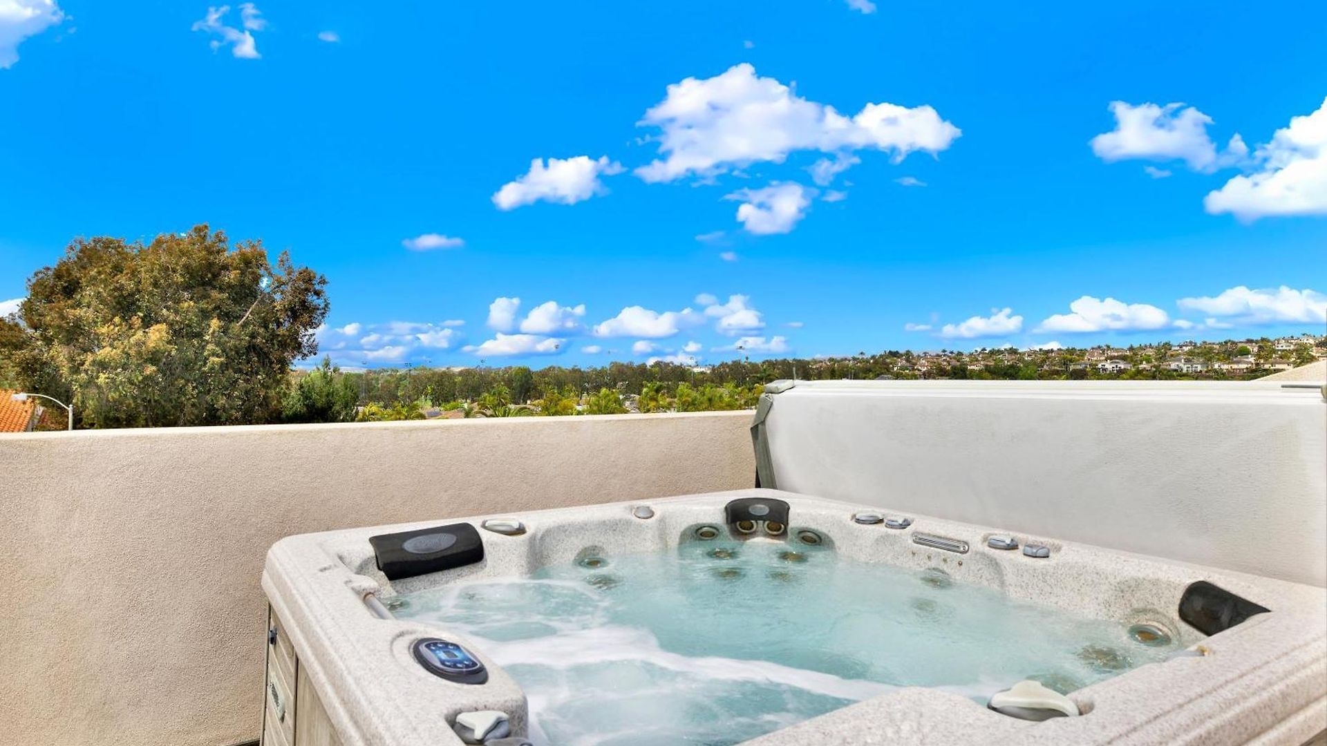 Oceanview Oasis With Roofdeck Hot Tub Holiday home Carlsbad
