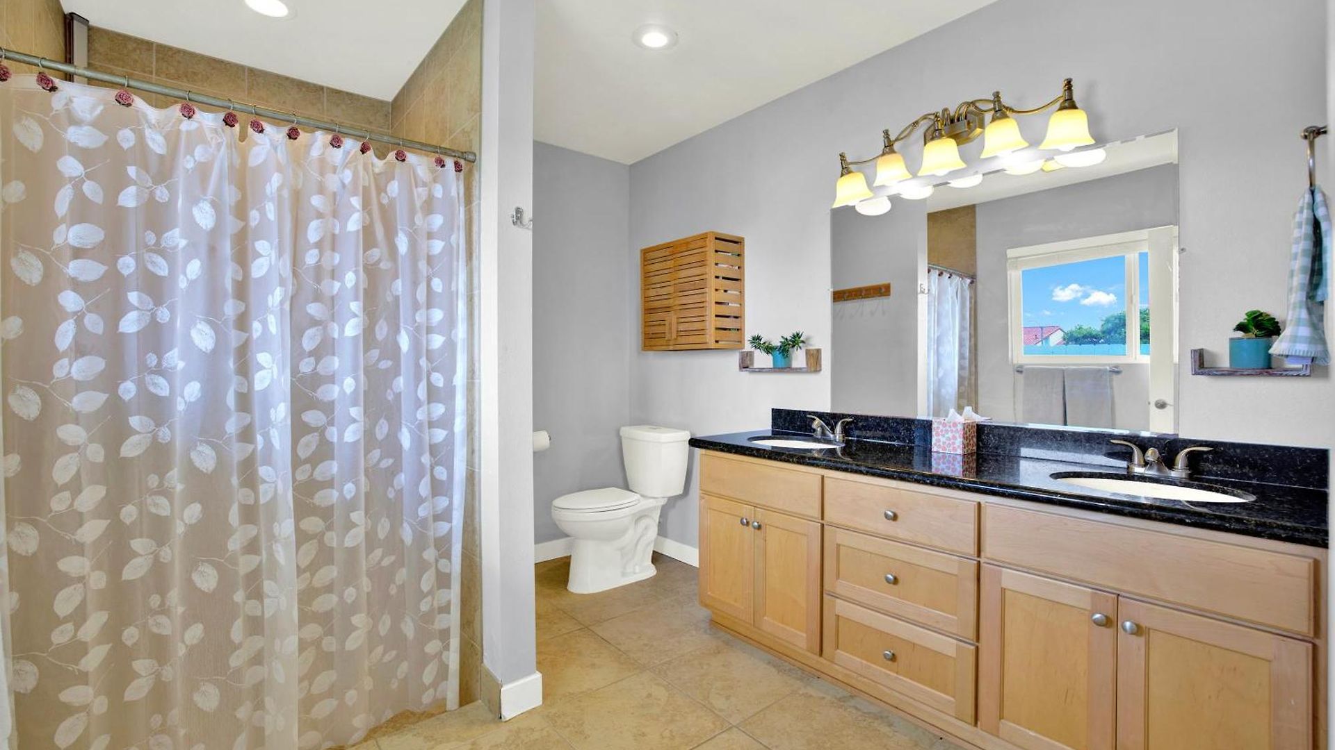Oceanview Oasis With Roofdeck Hot Tub *