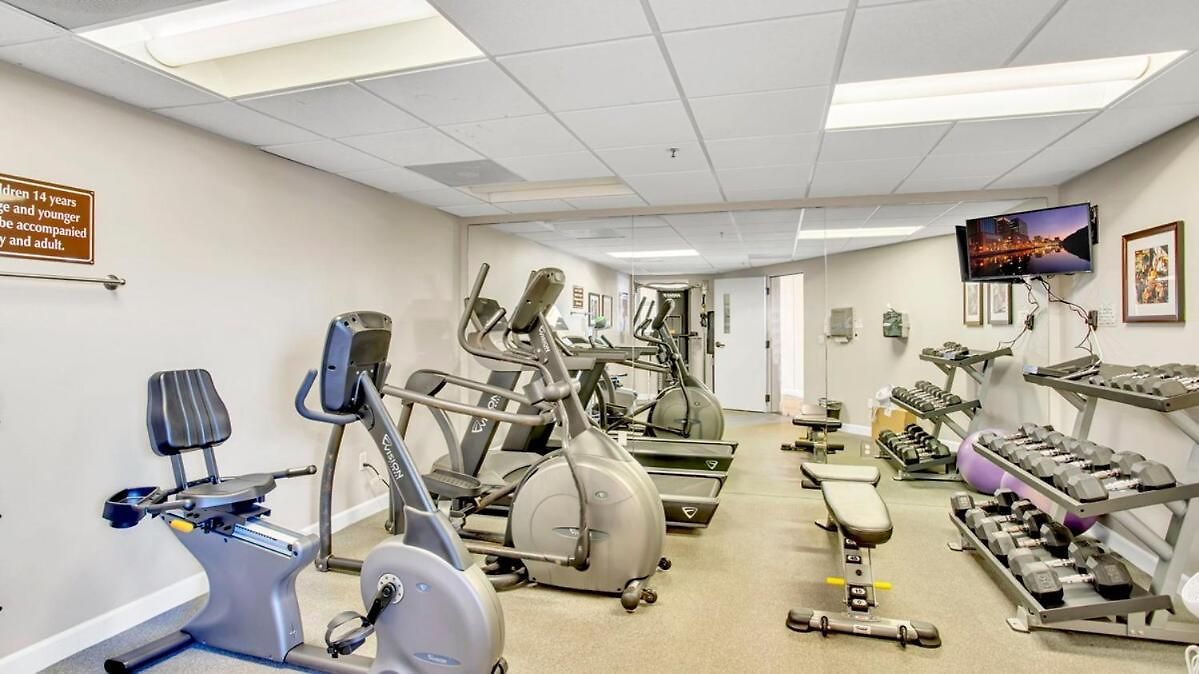 - Walk - Village - Pool - - Gym - Apartment
