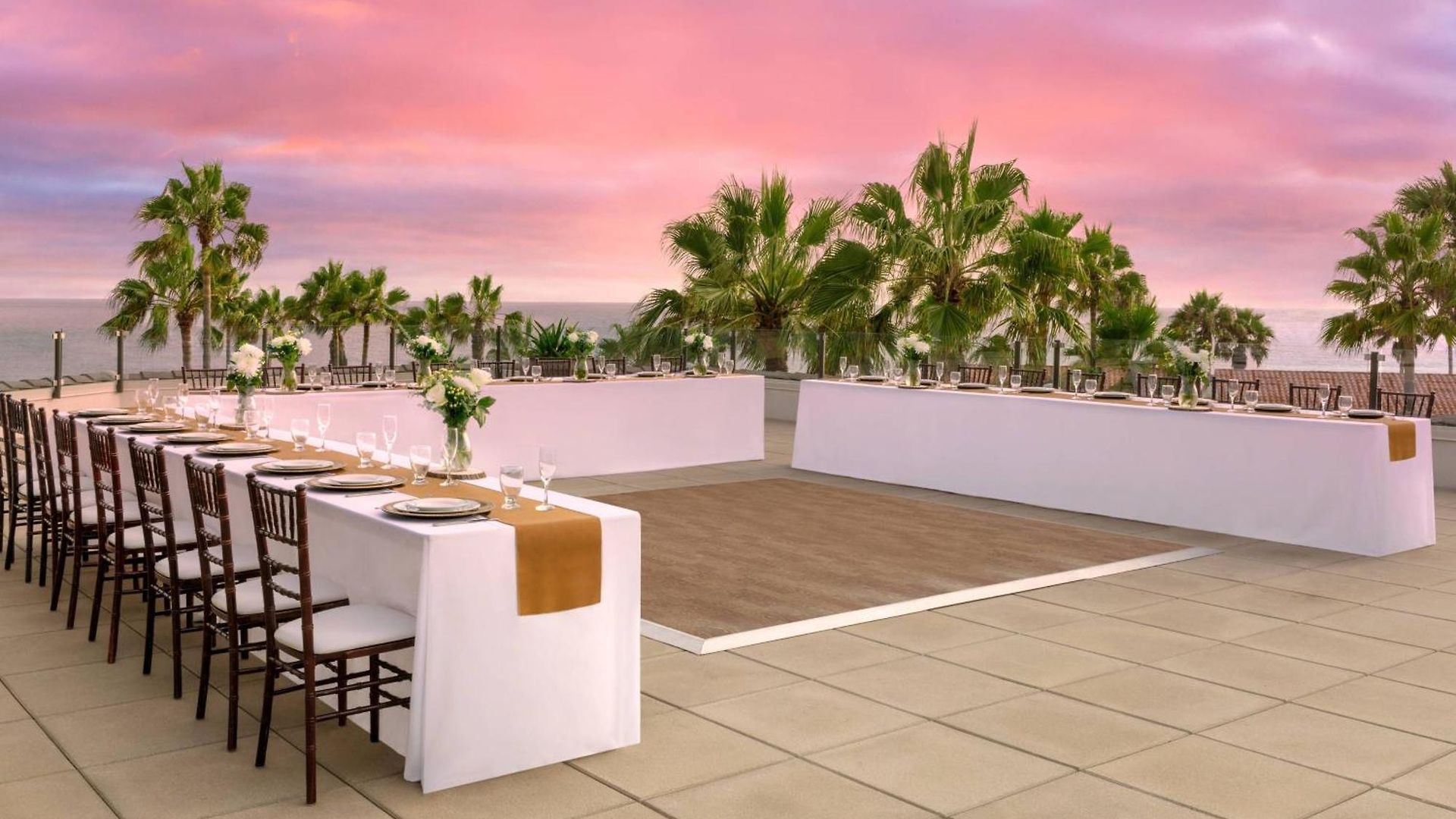 Springhill By Marriott San Diego Hotel 3*