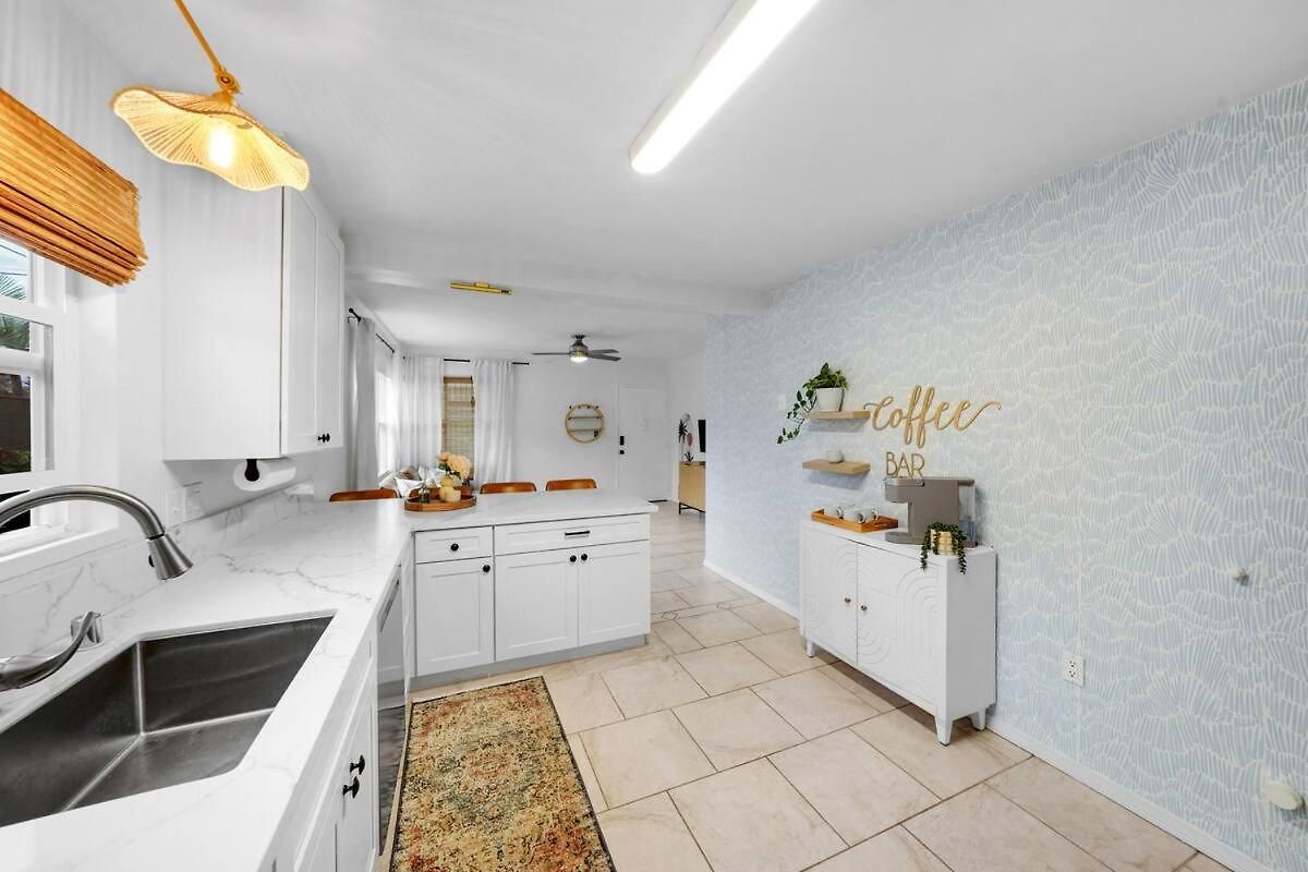 Carlsbad Beach Bungalow