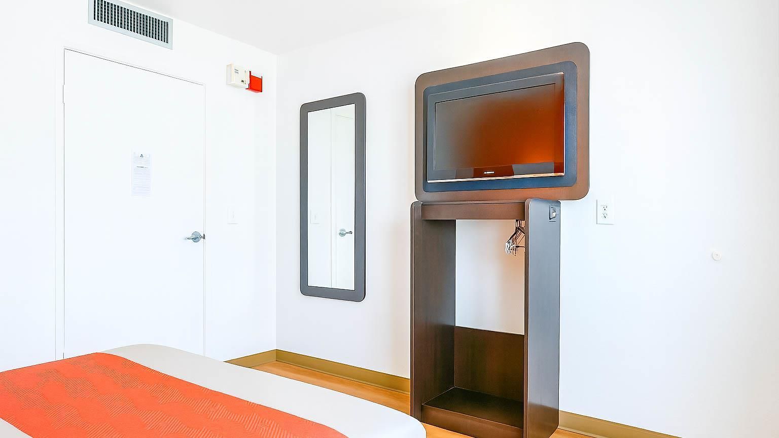 Hotel 6-carlsbad, Ca