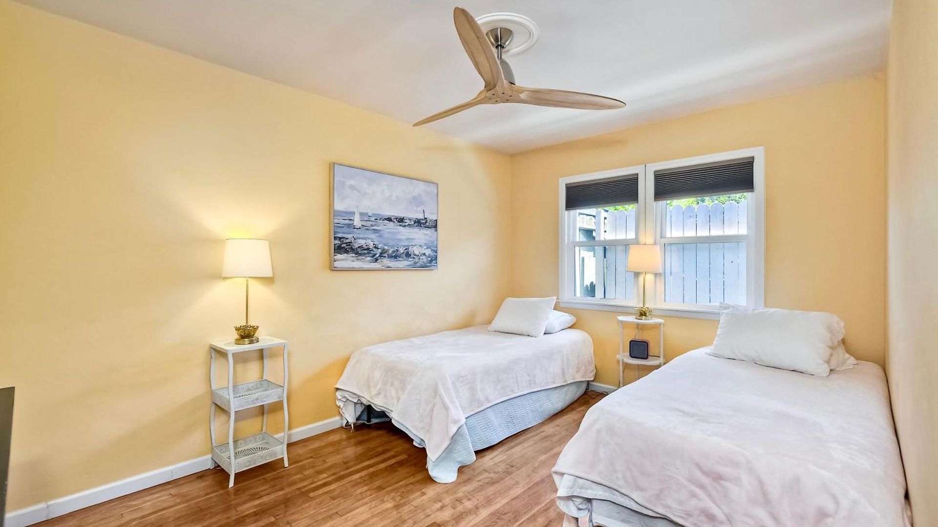 Walk To - Ev Charger - Outdoor Dining - 2br Carlsbad