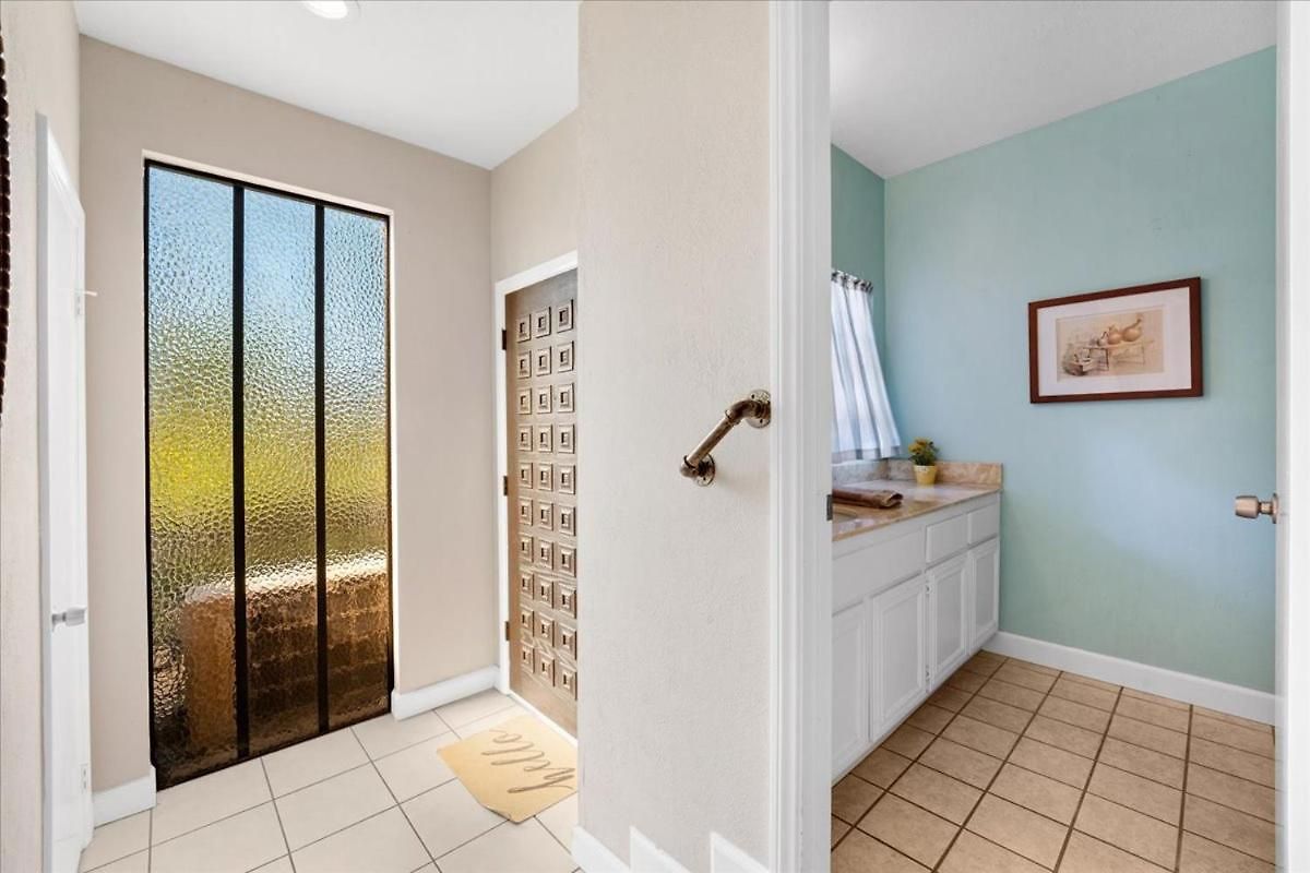 Hideway Pool Apartment Carlsbad