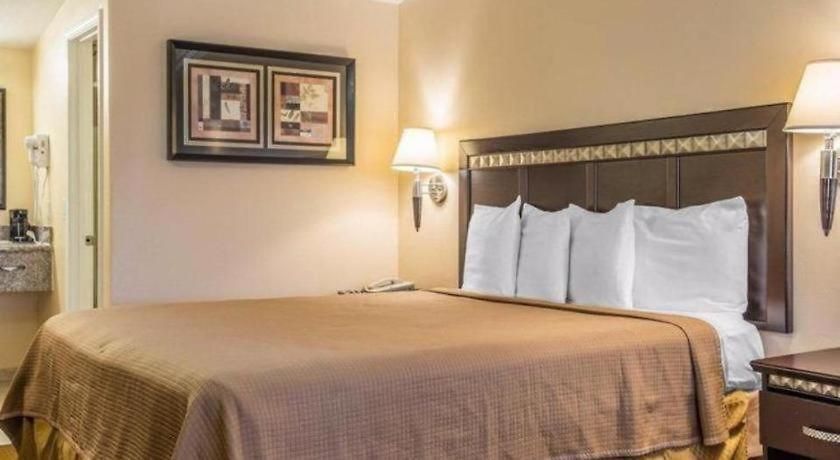 Hotel Rodeway Carlsbad