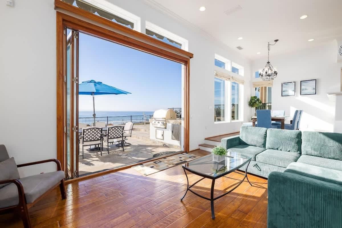 Ocean View 4 Bedroom * Carlsbad