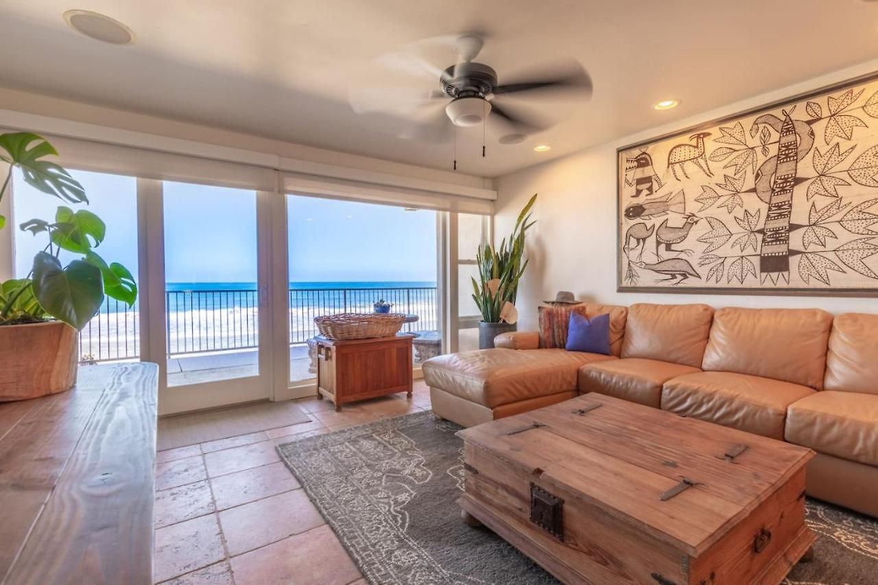 Holiday home Oceanfront On Sand, Walk To Village Carlsbad