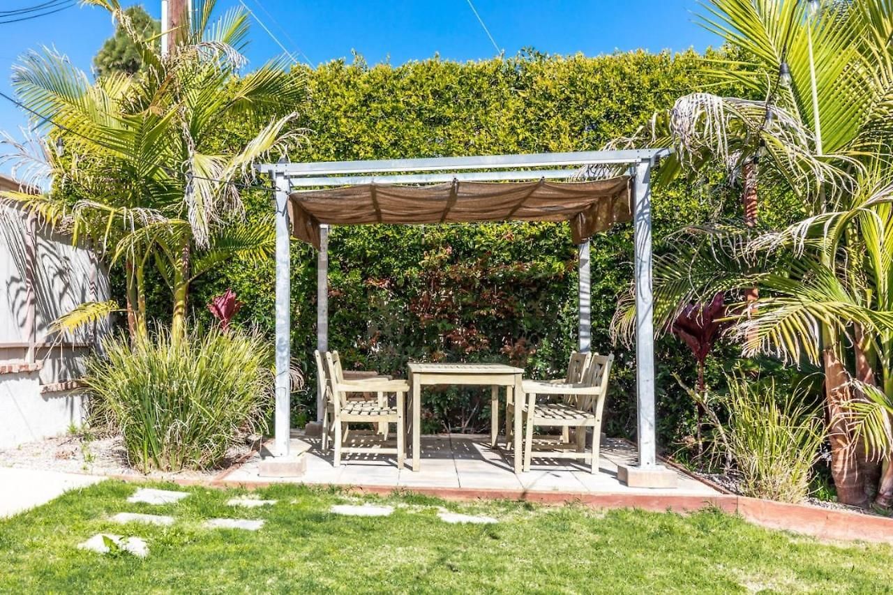 Staycation Family Great Indoor Outdoor *