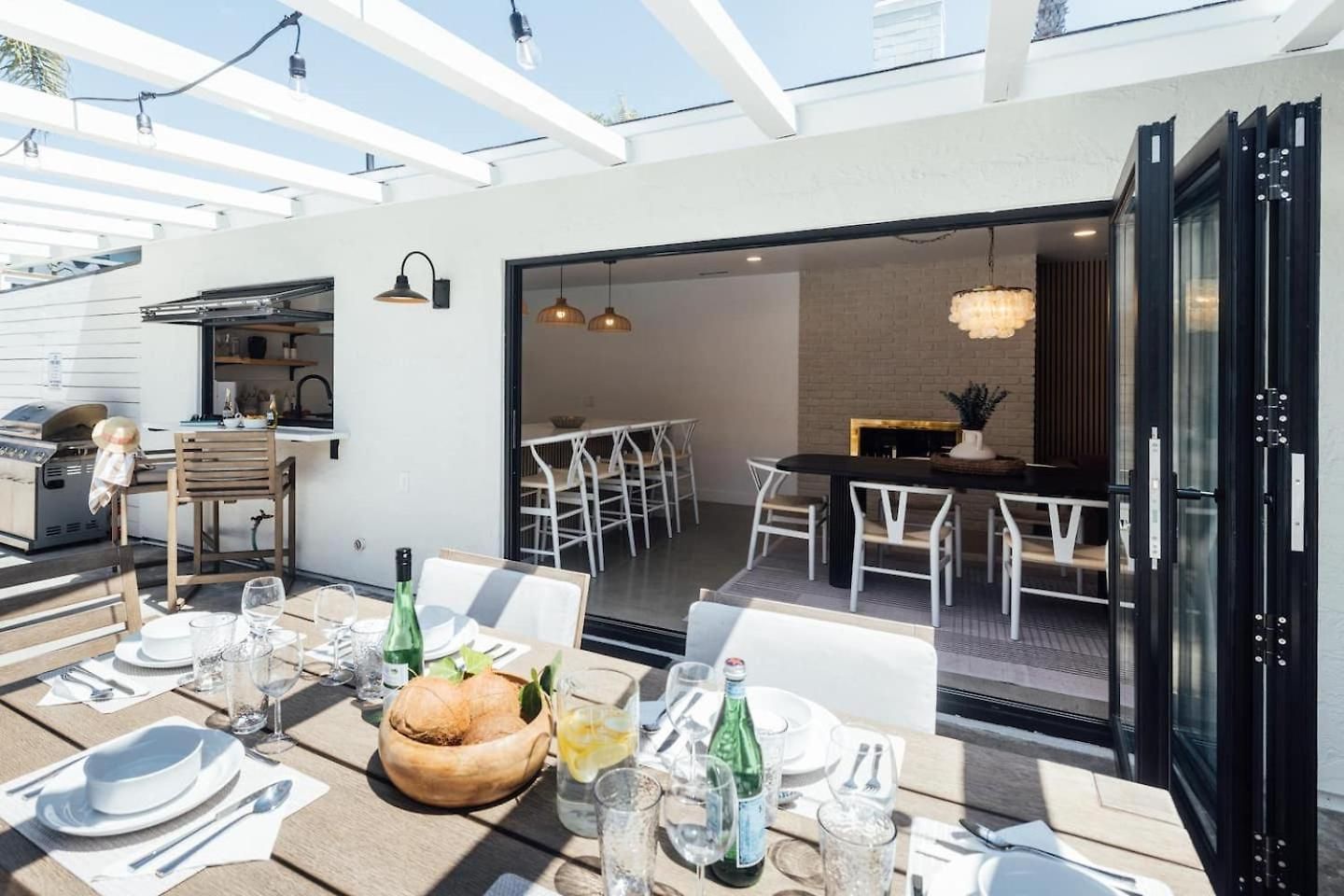 Palm Grove Luxe King, Wet & Chefs Kitchen Holiday home