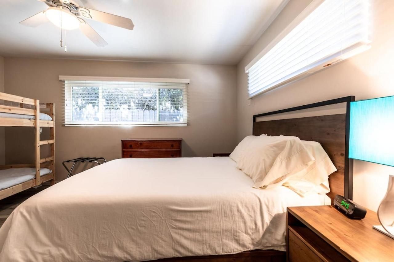 Holiday home Staycation Family Great Indoor Outdoor Carlsbad