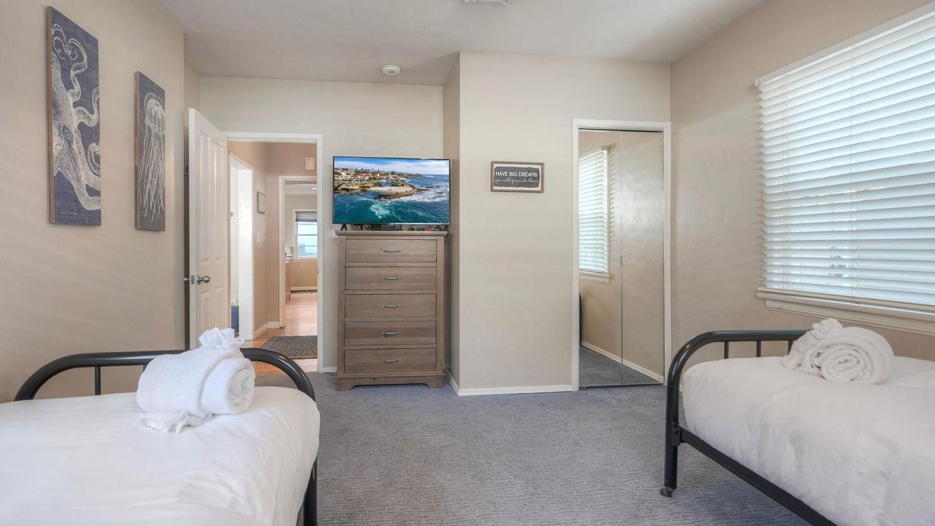 Holiday home Coastal Steps From The | Walk To Village, Dog-friendly *