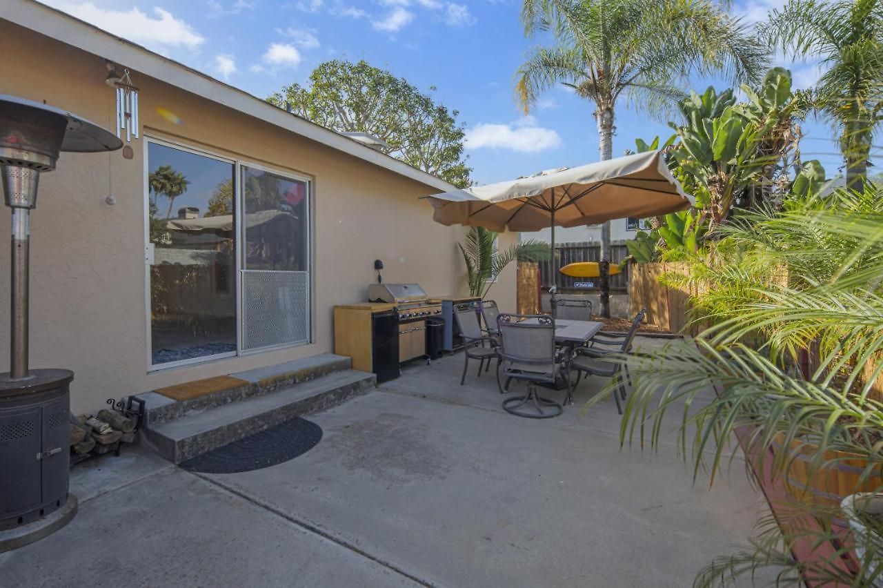 2 Blocks To Beach, Firepit, Sandbox, Bbq, Work Holiday home Carlsbad