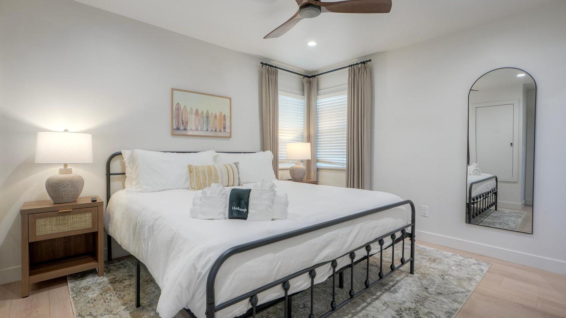 Holiday home Sycamore Haus Estate - Rent 3 Ocean-view Luxury Steps From State