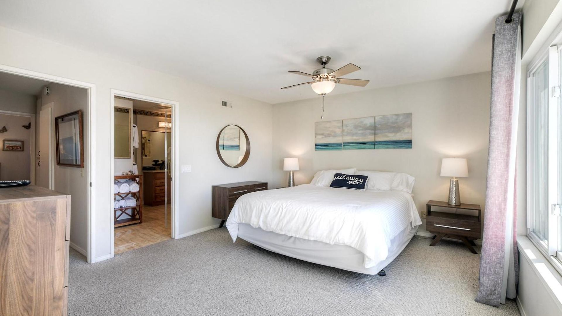 Luxury Coastal Escape | Sleeps 4 | Ocean Views + Amenities