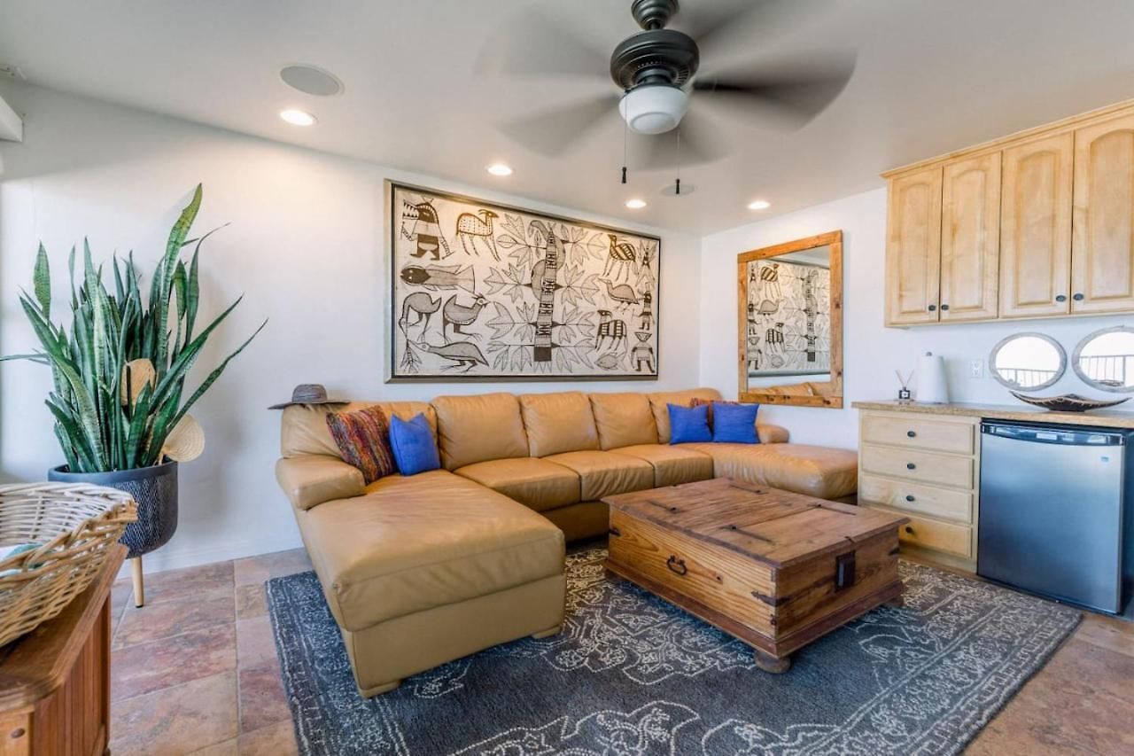 Holiday home Oceanfront On Sand, Walk To Village *
