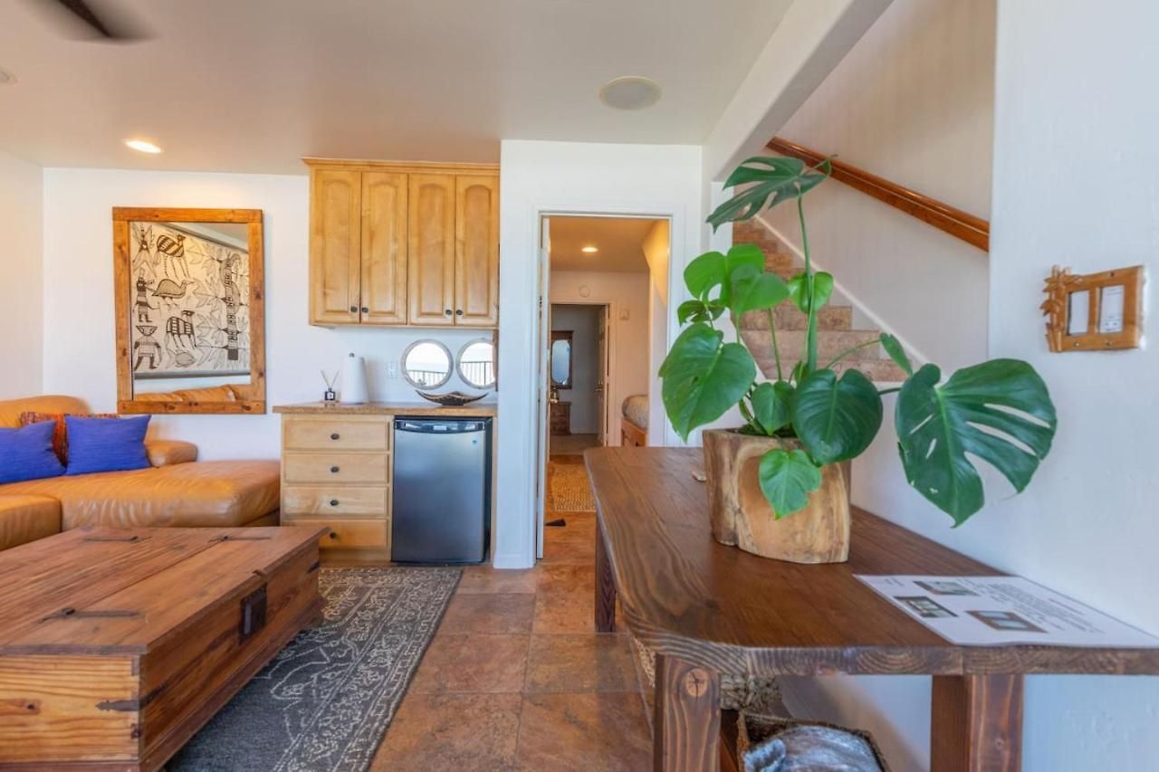 Holiday home Oceanfront On Sand, Walk To Village Carlsbad