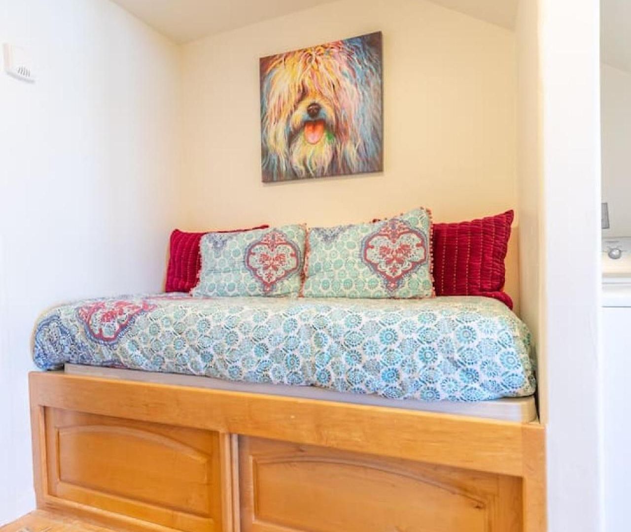 Oceanfront On Sand, Walk To Village Holiday home