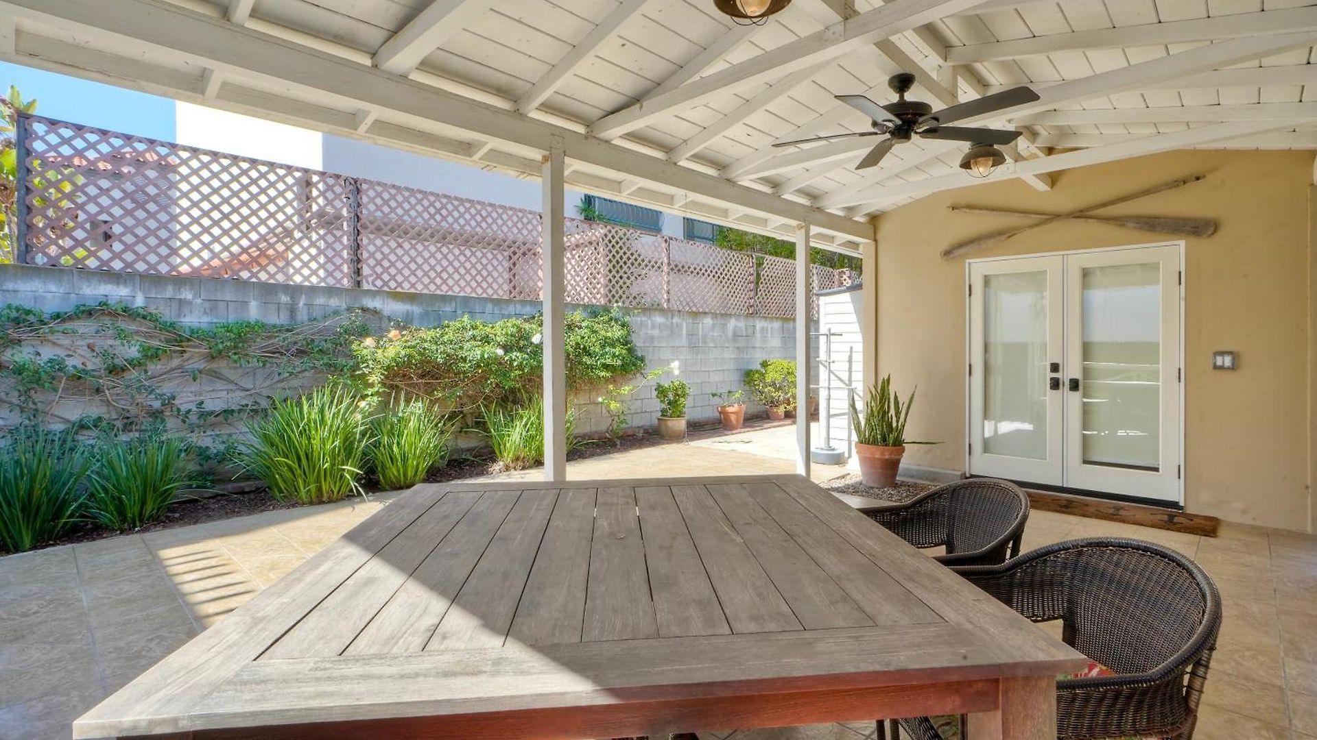 Coastal Steps From The | Walk To Village, Dog-friendly Holiday home *