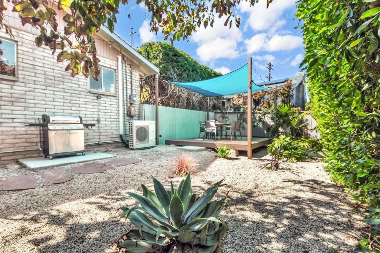 Comfortable 2br Walk To *