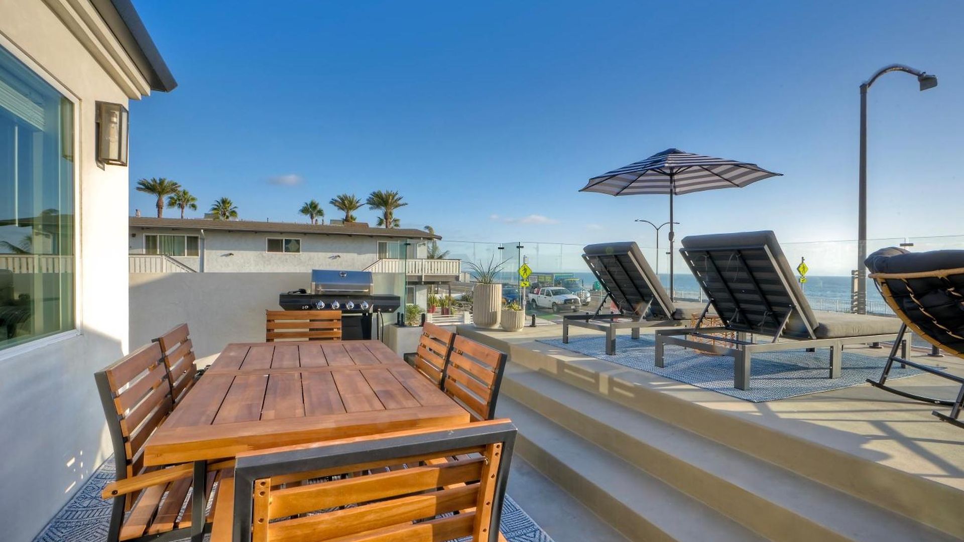 Holiday home Sycamore Haus Estate - Rent 3 Ocean-view Luxury Steps From State