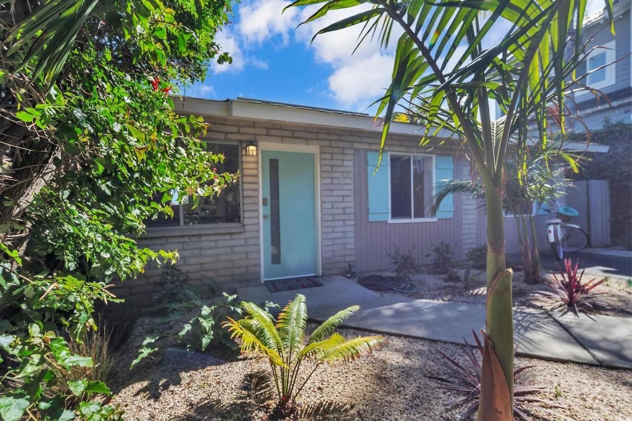 Holiday home Comfortable 2br Walk To *