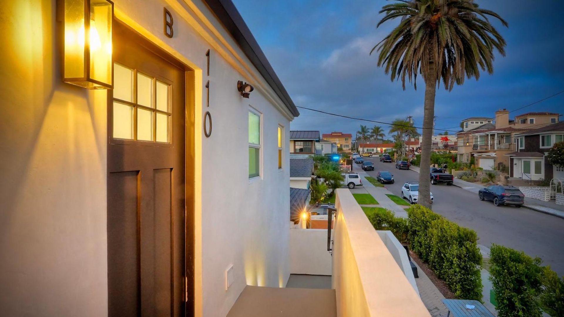 Sycamore Haus Estate - Rent 3 Ocean-view Luxury Steps From State