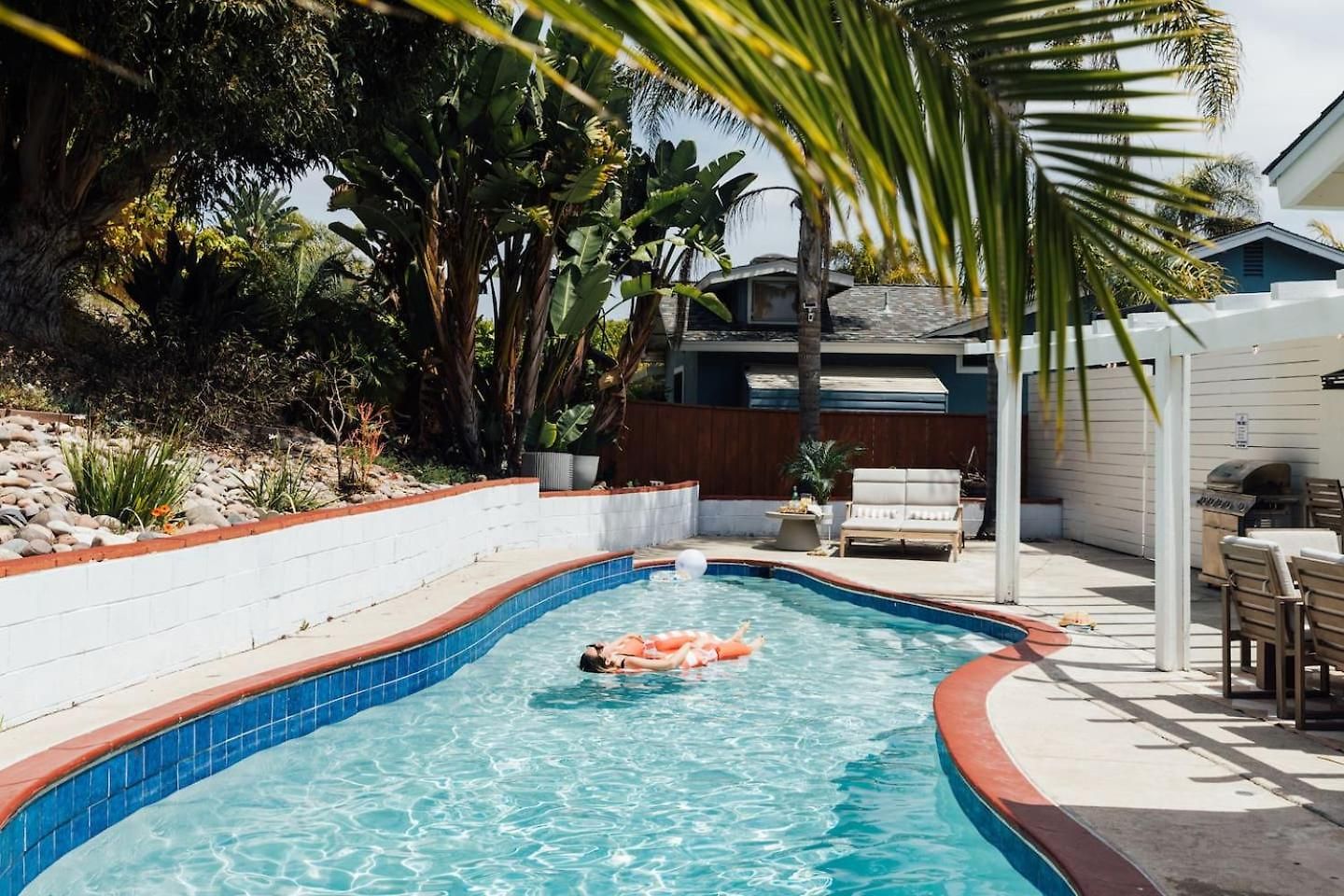 Palm Grove Luxe King, Wet & Chefs Kitchen Carlsbad