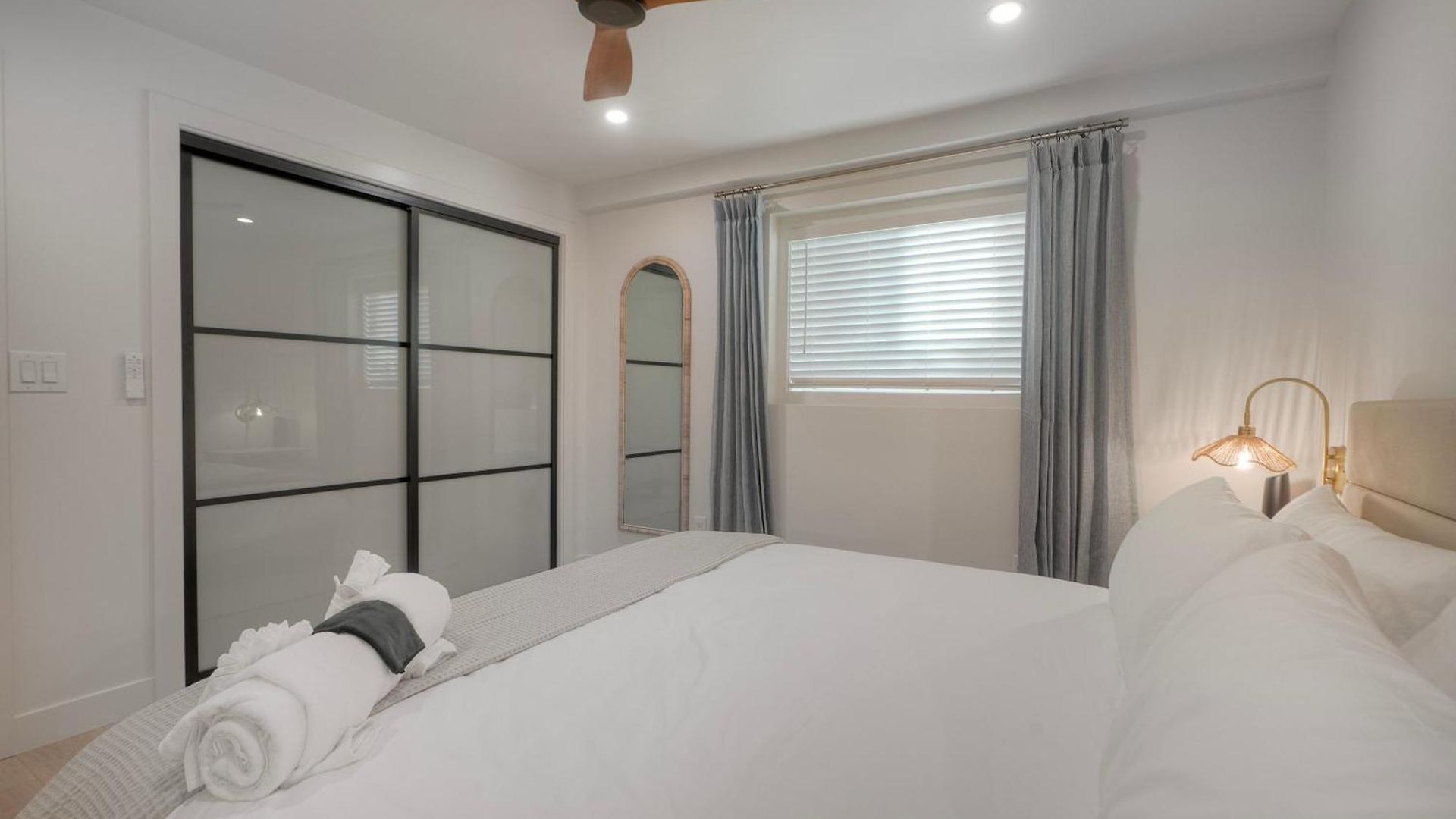 Luxury Retreat | Across The Street From | Firepit, Bbq, Ping Pong, Cornhole & * Carlsbad