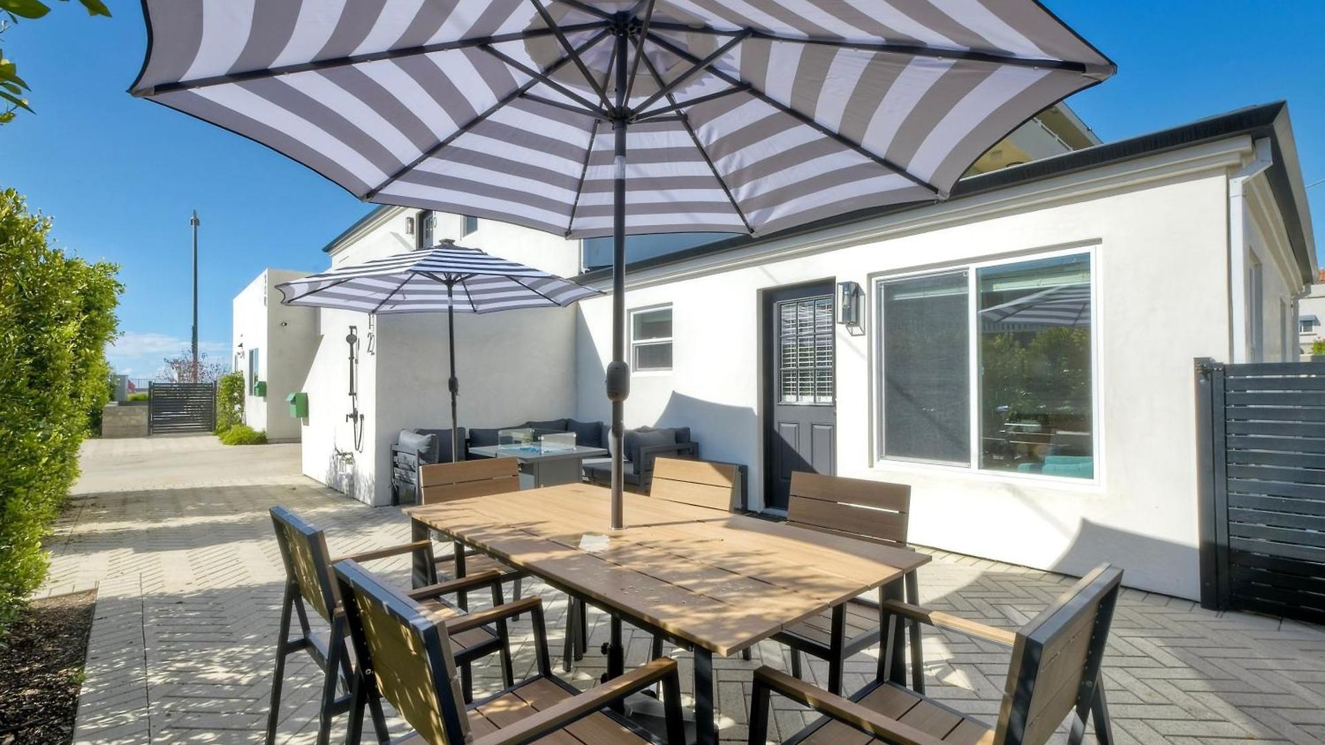 Modern Vacation With Ocean Views, Private Patio, Fire Pit & Walkable Location * Carlsbad