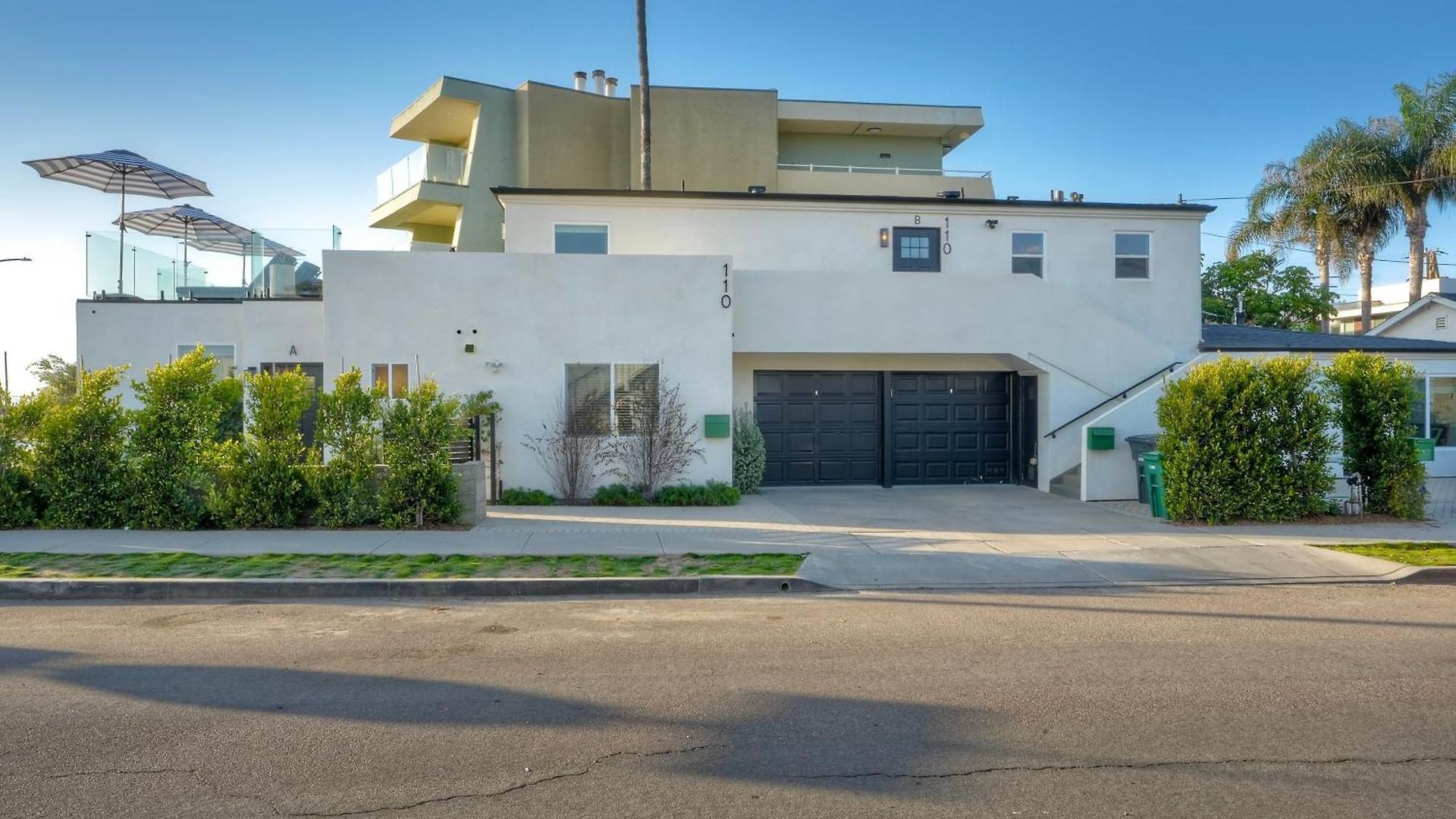 Luxury Retreat | Across The Street From | Firepit, Bbq, Ping Pong, Cornhole & Carlsbad