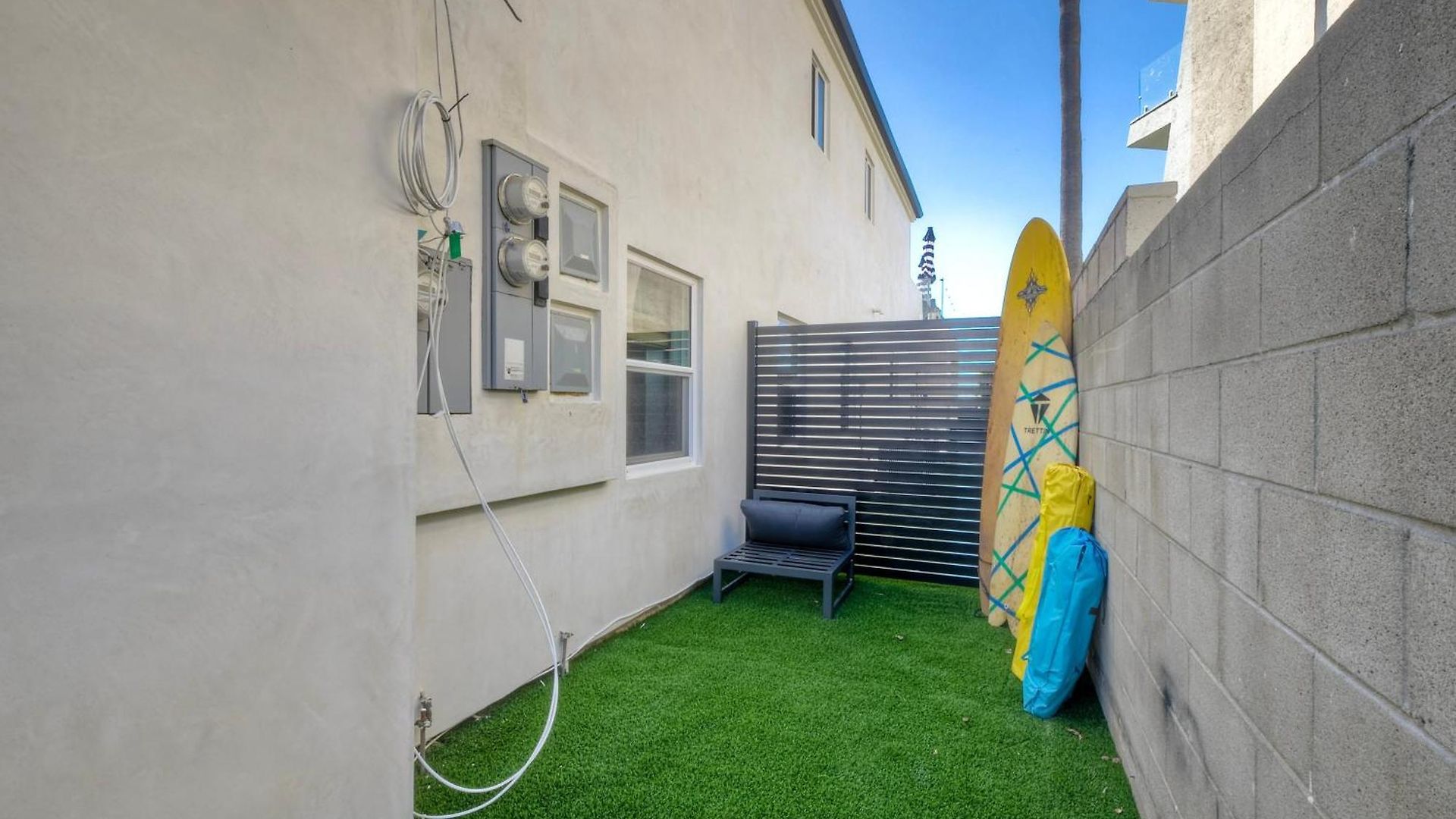Modern Vacation With Ocean Views, Private Patio, Fire Pit & Walkable Location Apartment Carlsbad