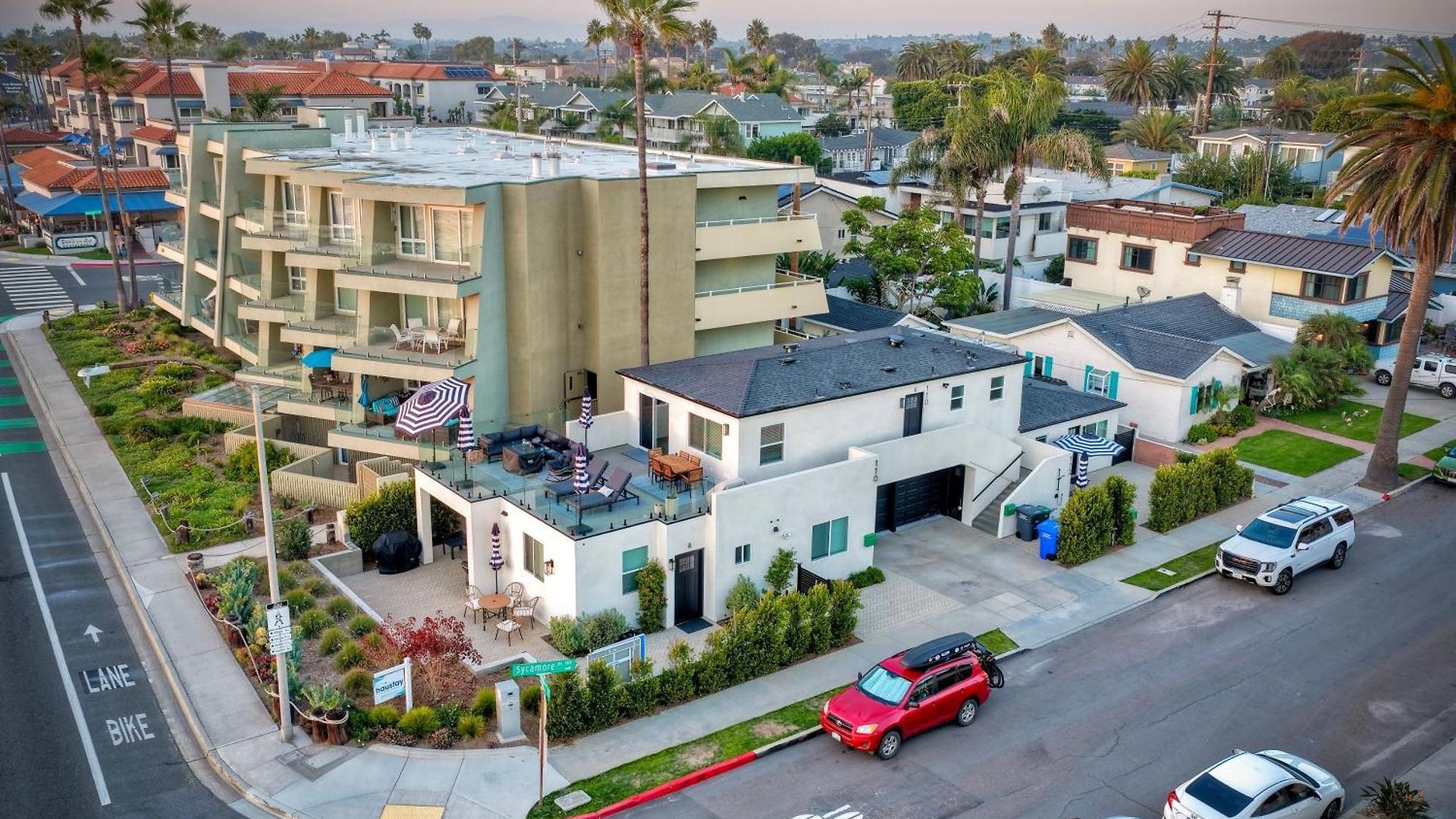Luxury Retreat | Across The Street From | Firepit, Bbq, Ping Pong, Cornhole & * Carlsbad