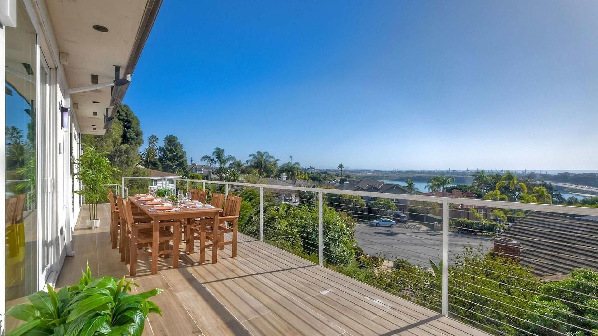 Aqua Vista For 10 *