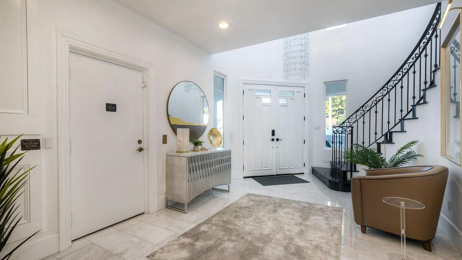 Holiday home Aqua Vista For 10 *