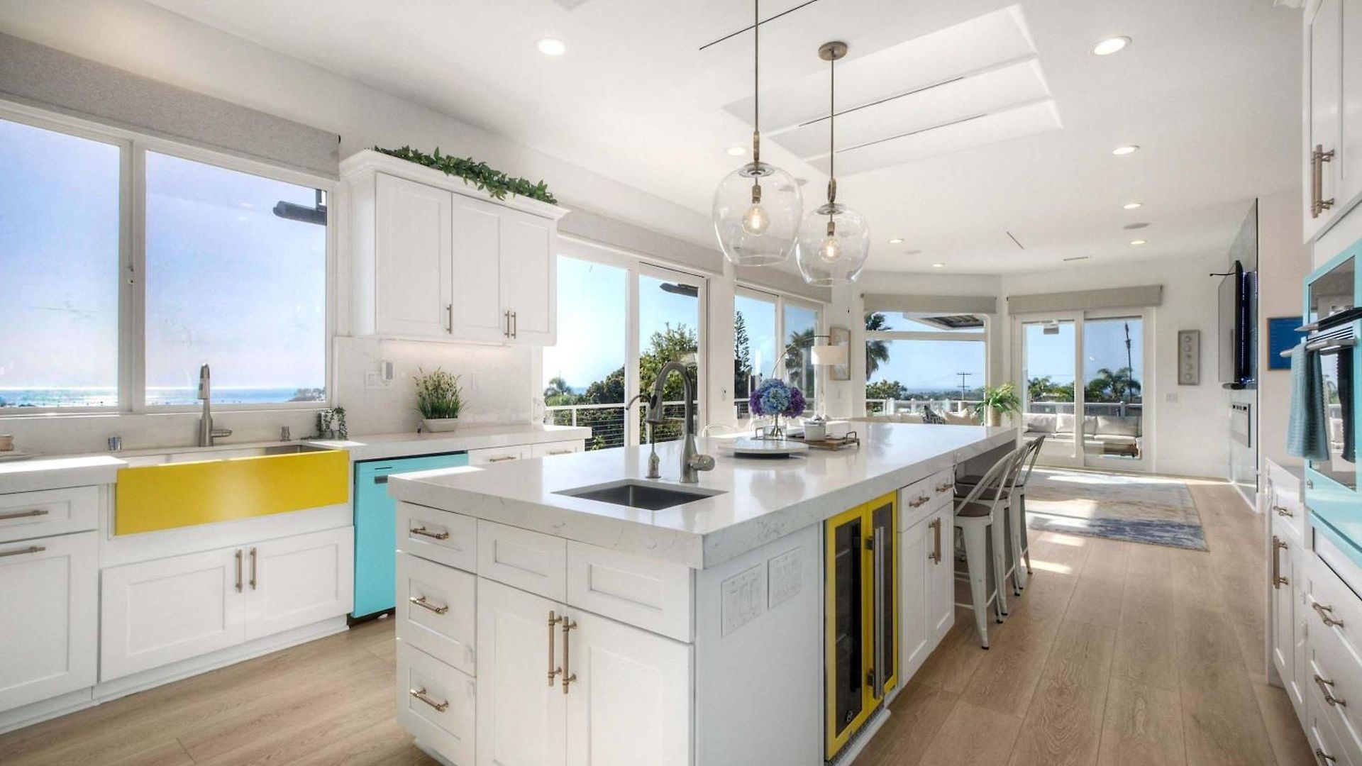 Holiday home Aqua Vista For 10 *