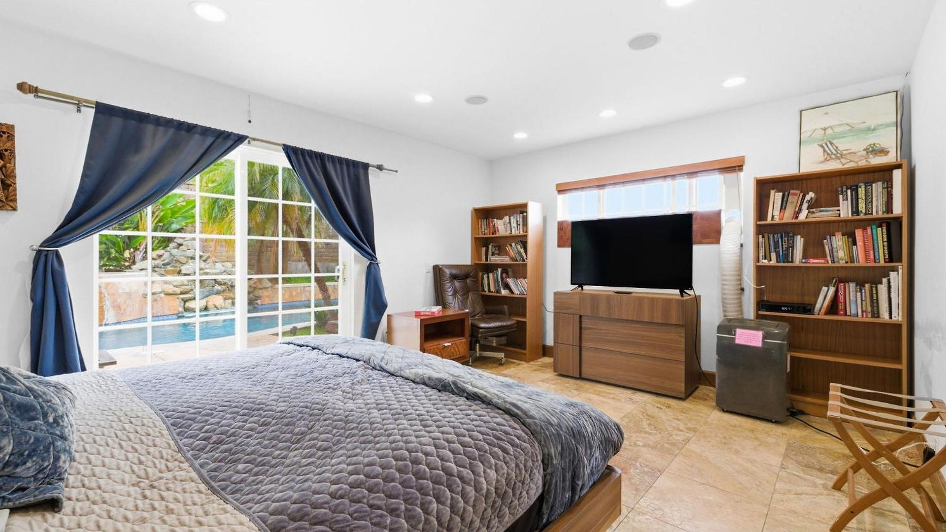 Holiday home Pool Retreat With Hot Tub And Patio Carlsbad