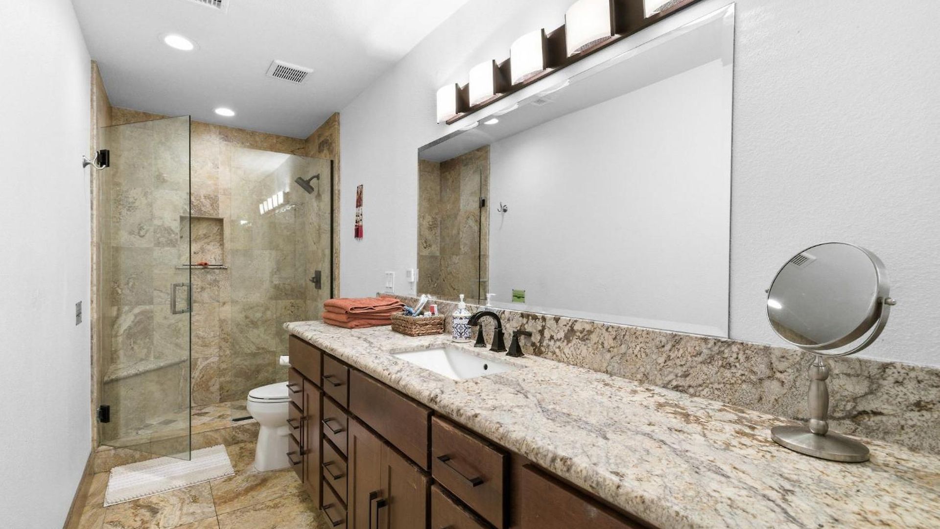 Pool Retreat With Hot Tub And Patio Holiday home Carlsbad