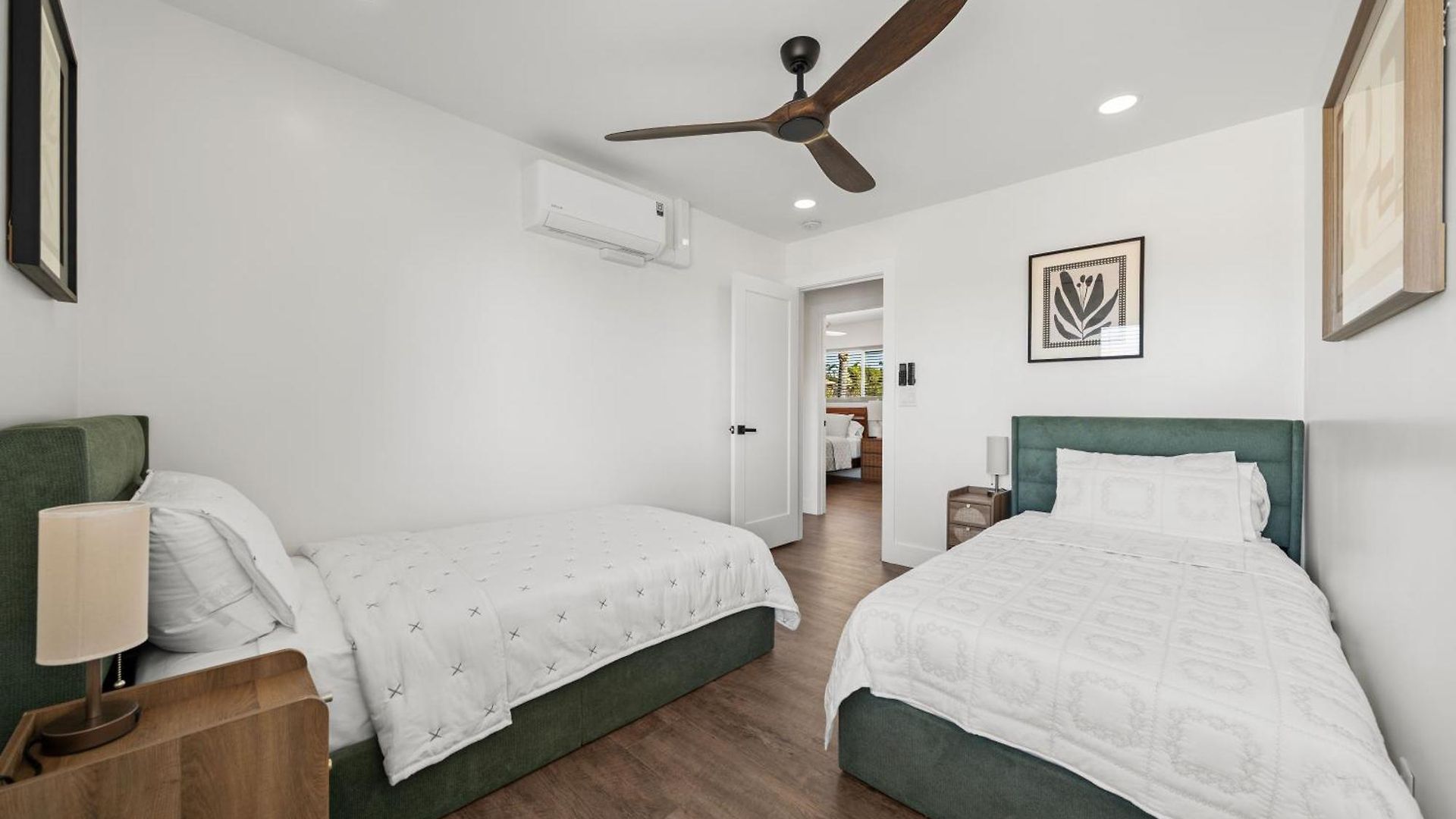 Casa Sol - 4 Bed, Sleeps 8, Bike To Lagoon And * Carlsbad
