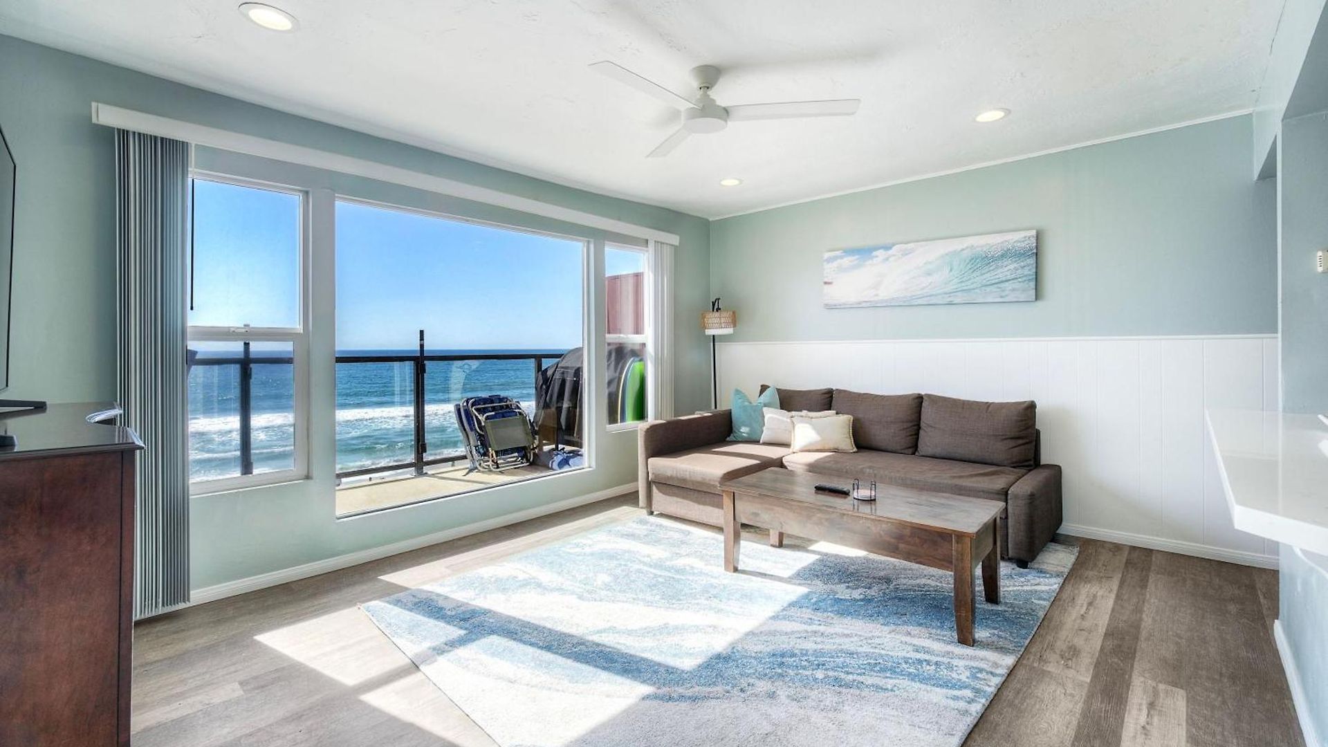 Oceanfront Apartment, Private Balcony, Access, Sunset Views