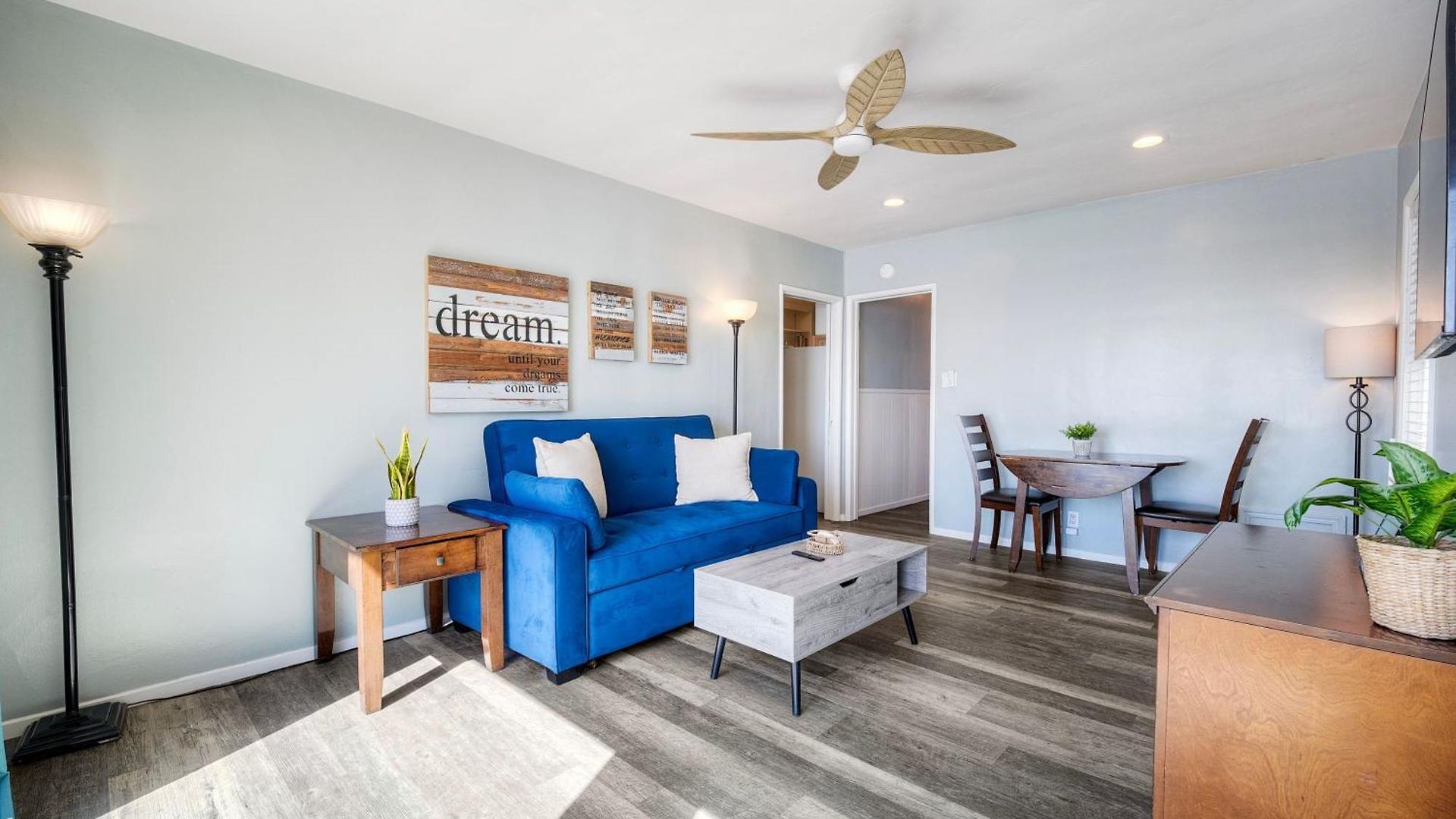 Oceanfront Condo, Private Balcony, Access, Sunset Views