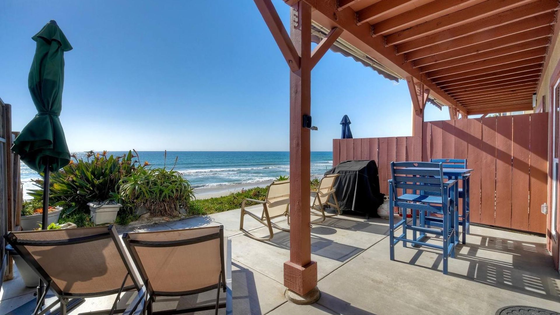 Oceanfront Condo, Private Patio, Access, Sunset Views * Carlsbad