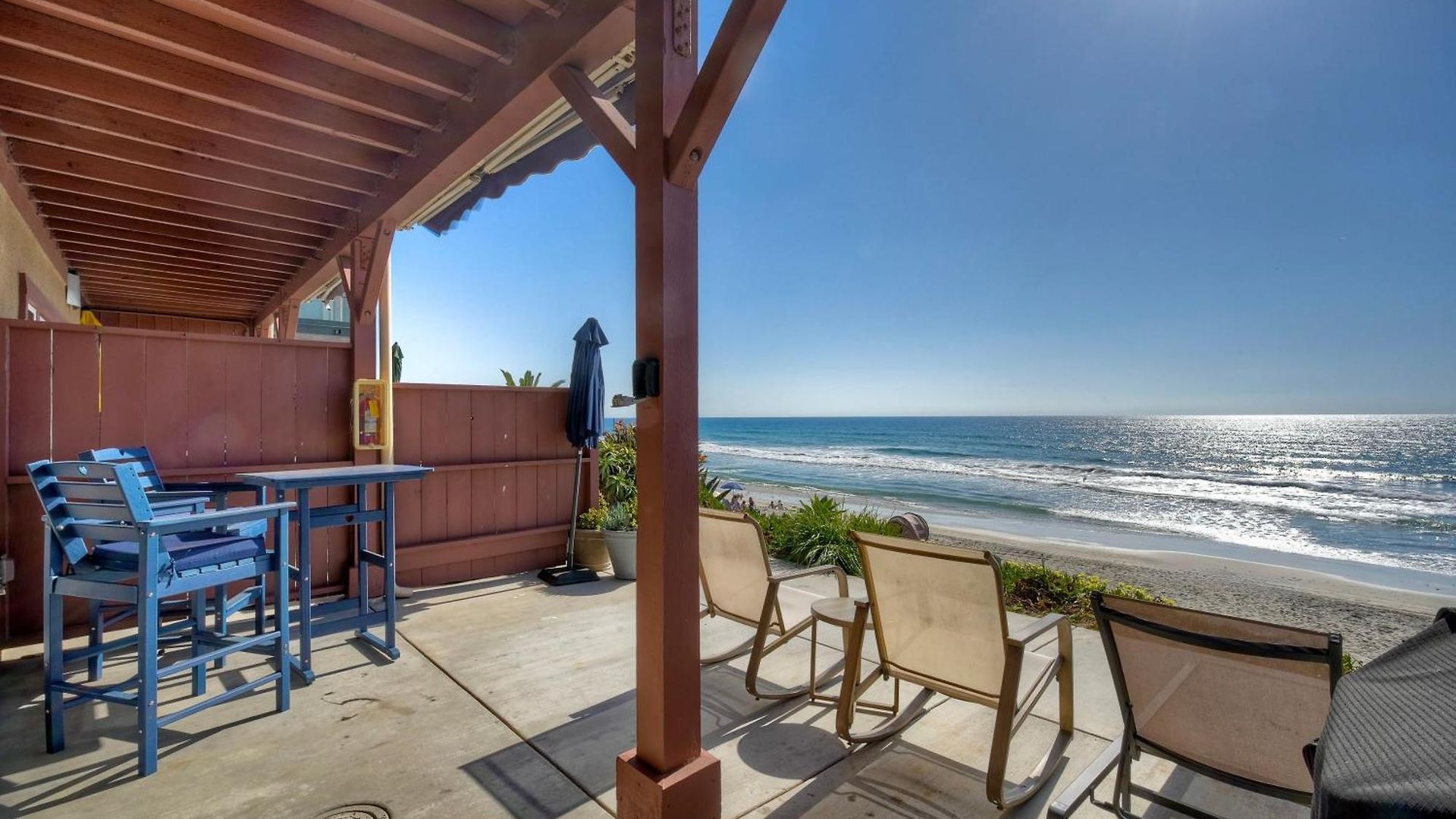 Oceanfront Condo, Private Patio, Access, Bbq Apartment *