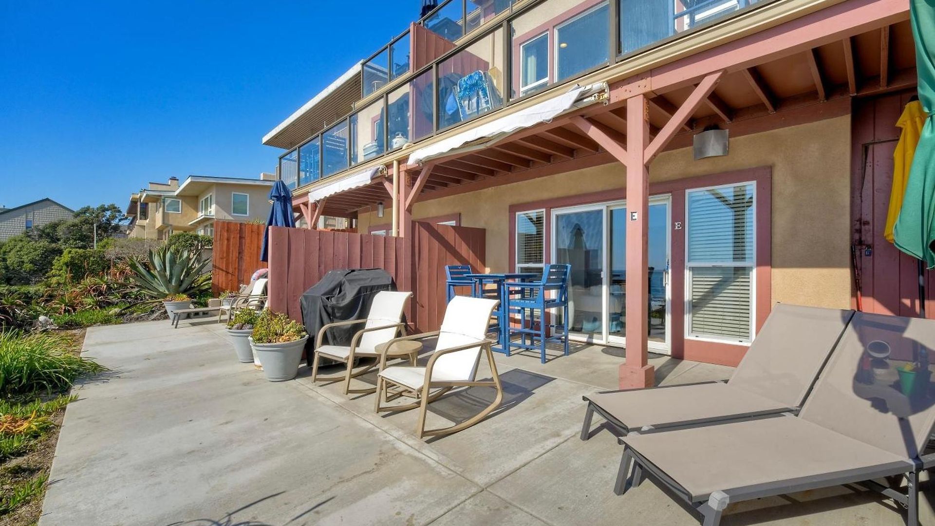 Oceanfront Condo, Private Patio, Access, Sunset Views * Carlsbad